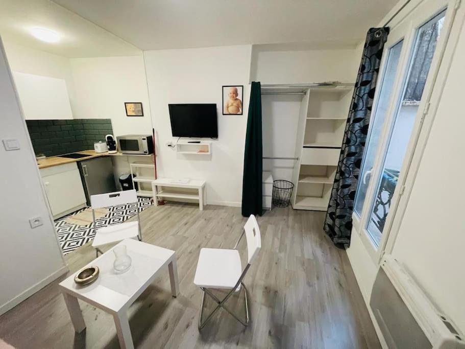 Studio Confortable - Montmartre - Republique - Anvers - 2 Pers Paris Eksteriør bilde